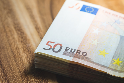 欠款纠纷引发斗殴如何应对